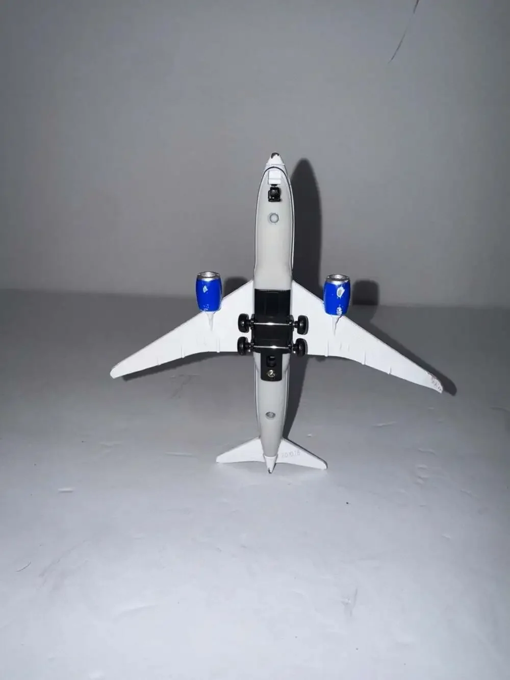 Daron United Airlines Diecast Model Airplane Single Plane